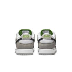 Nike SB Dunk Low 'Chlorophyll' BQ6817-011