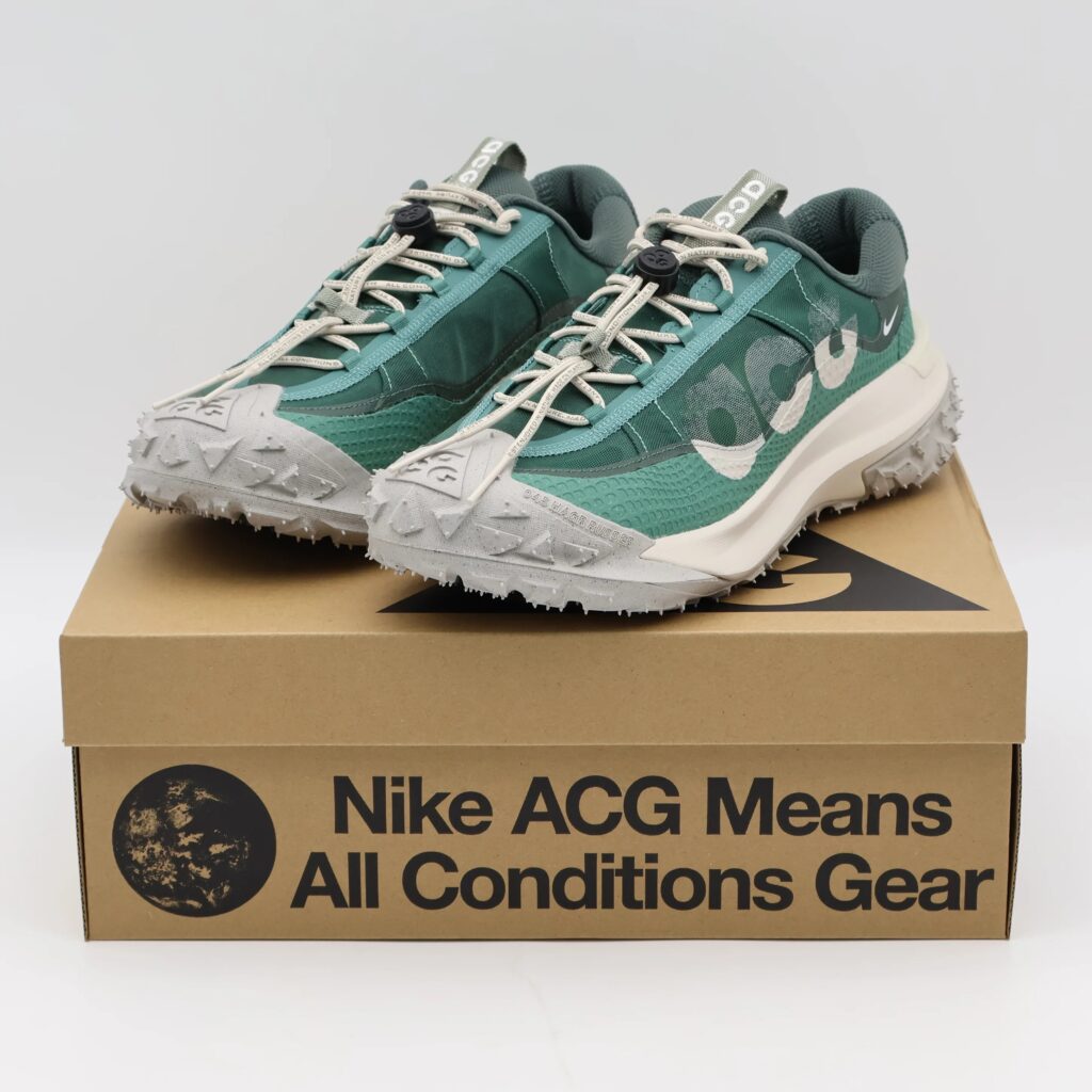 Nike ACG Mountain Fly Low 2 ‘Bicoastal’ Review: Rugged Meets Urban in Outdoor Style Nike ACG Mountain Fly Low 2 ‘Bicoastal’ Review: Rugged Meets Urban in Outdoor Style