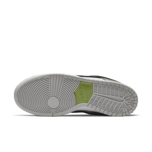 Nike SB Dunk Low 'Chlorophyll' BQ6817-011