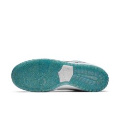 Nike x Sean Cliver SB Dunk Low 'Holiday Special' DC9936-100