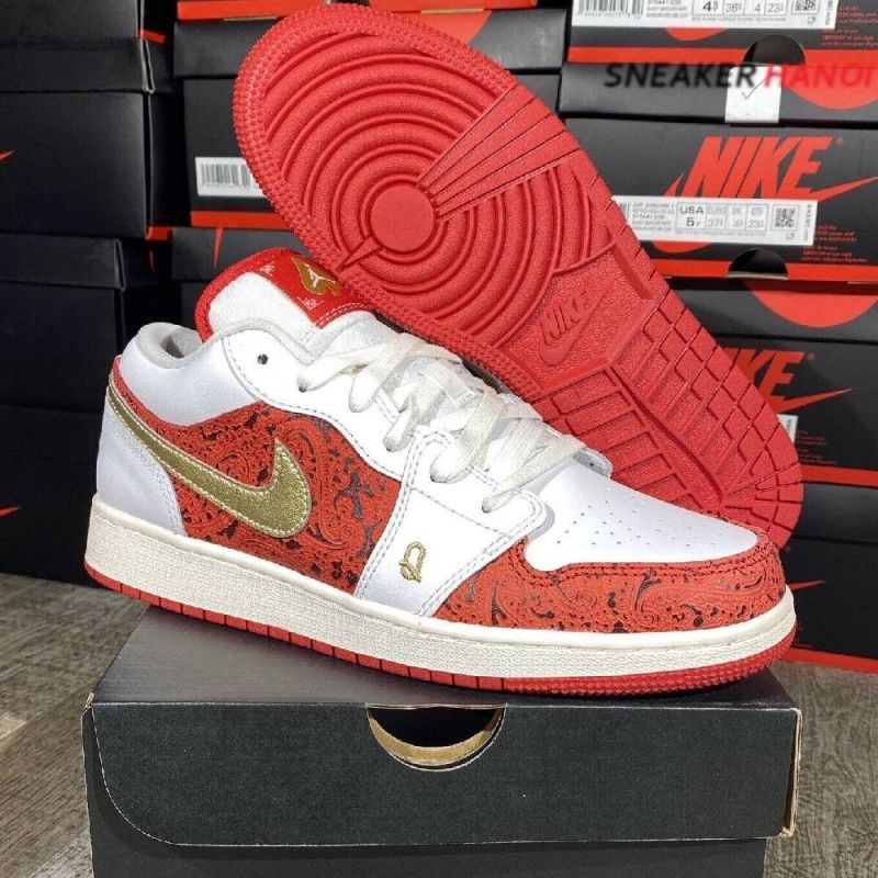 (GS) Air Jordan 1 Low SE ‘Spades’ Review: Royal Style for Young Sneaker Royals