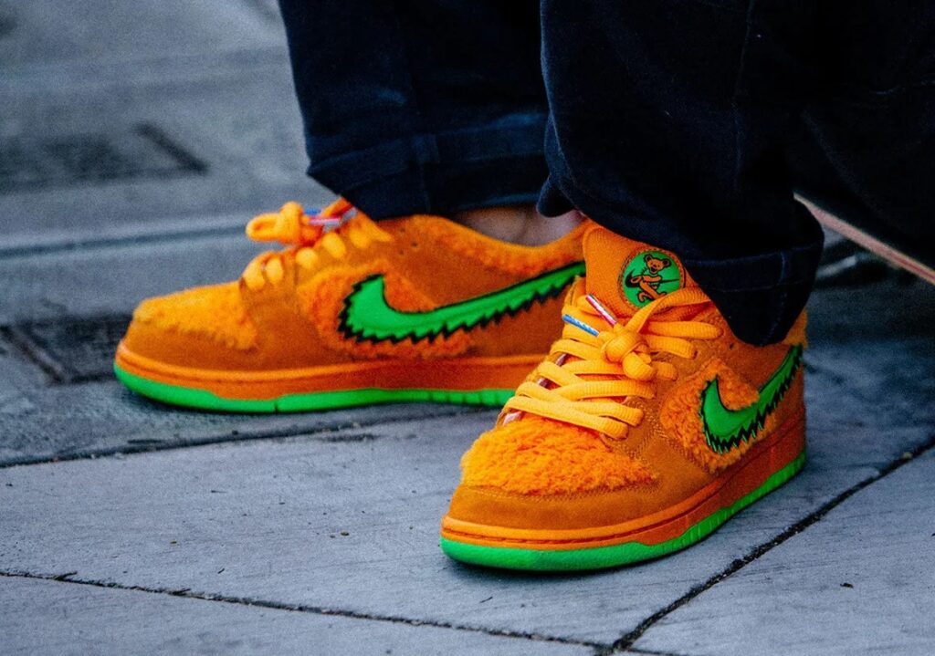 Nike SB Dunk Low x Grateful Dead ‘Orange Bear’ Review: Psychedelic History on Your Feet