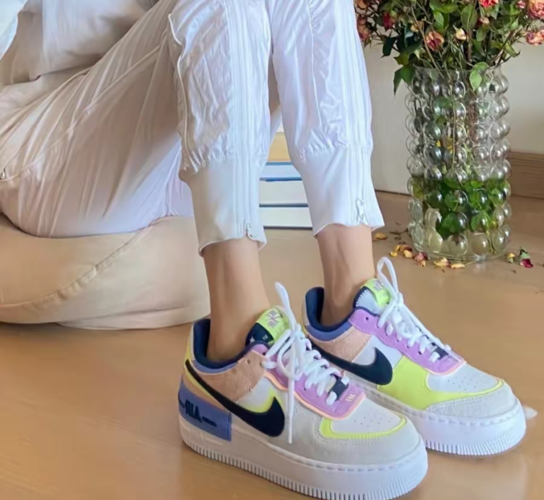 (WMNS) Nike Air Force 1 Shadow ‘Crimson Tint Volt’ Review: Double the Layers, Bold in Color (WMNS) Nike Air Force 1 Shadow ‘Crimson Tint Volt’ Review: Double the Layers, Bold in Color