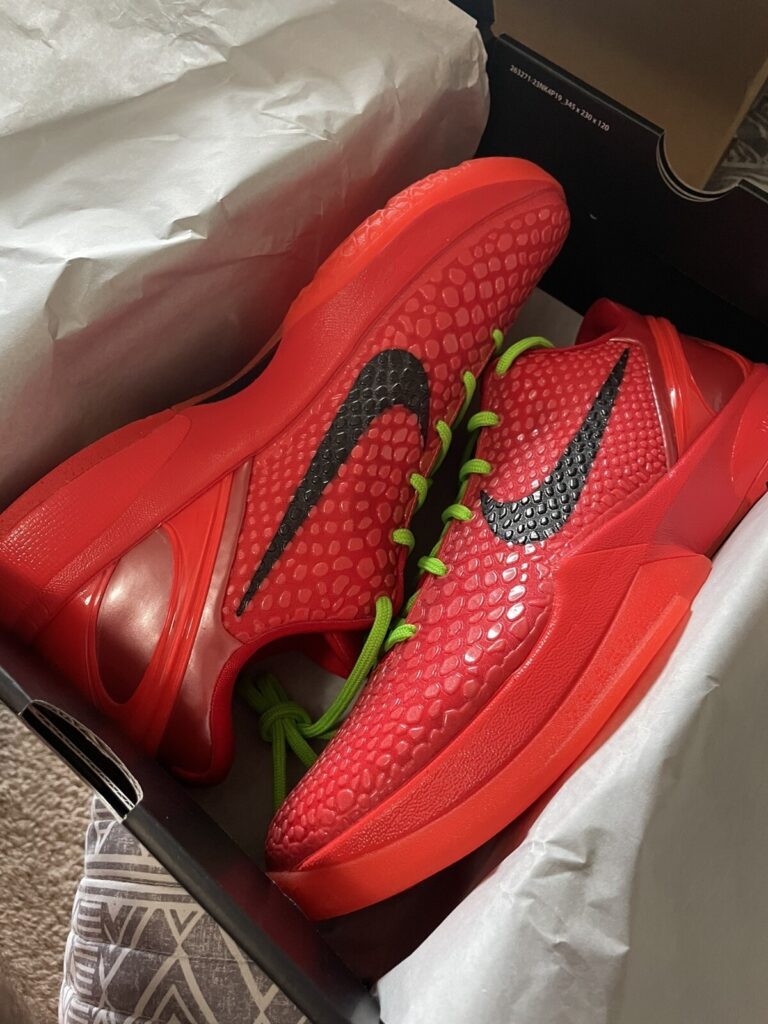 Nike Kobe 6 Protro ‘Reverse Grinch’ Review: The Mamba Legacy Lives On Nike Kobe 6 Protro ‘Reverse Grinch’ Review: The Mamba Legacy Lives On