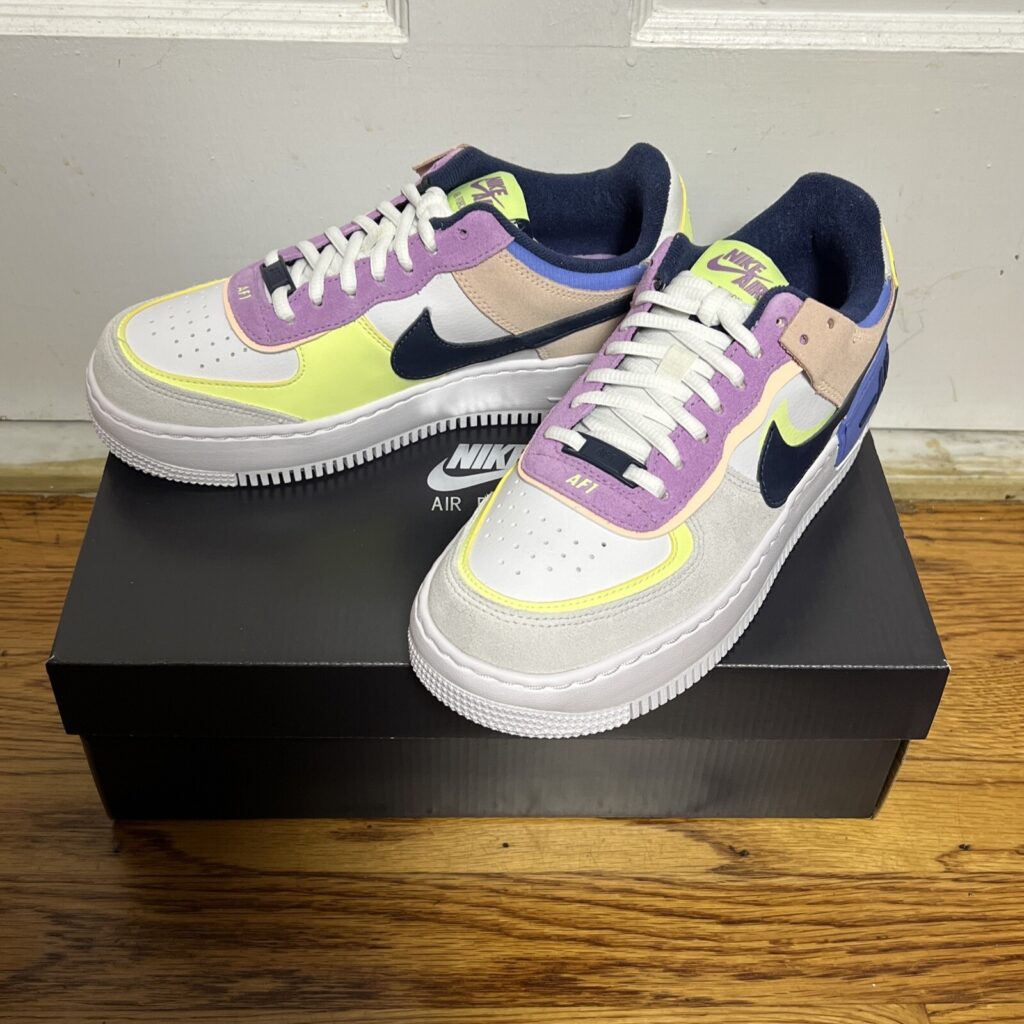 (WMNS) Nike Air Force 1 Shadow ‘Crimson Tint Volt’ Review: Double the Layers, Bold in Color (WMNS) Nike Air Force 1 Shadow ‘Crimson Tint Volt’ Review: Double the Layers, Bold in Color