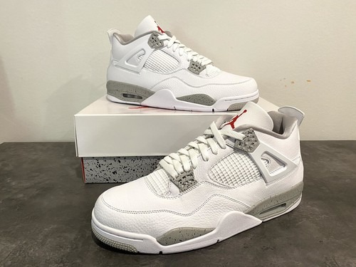 Air Jordan 4 Retro ‘White Oreo’ Review: A Clean Classic for Modern Sneakerheads Air Jordan 4 Retro ‘White Oreo’ Review: A Clean Classic for Modern Sneakerheads