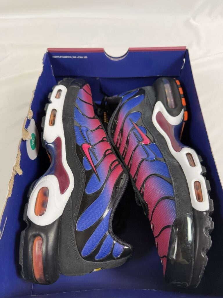Nike x Patta x FC Barcelona Air Max Plus ‘Home Kit’ Review: Streetwear Meets Football Royalty Nike x Patta x FC Barcelona Air Max Plus ‘Home Kit’ Review: Streetwear Meets Football Royalty