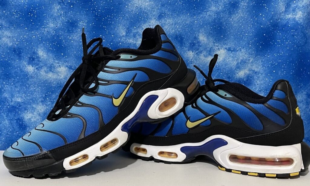 Nike Air Max Plus ‘Hyper Blue’ 2018 Review: A Flame-Inspired Icon Returns in Full Force Nike Air Max Plus ‘Hyper Blue’ 2018 Review: A Flame-Inspired Icon Returns in Full Force