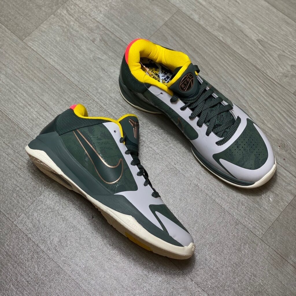 Nike Zoom Kobe 5 Protro ‘EYBL’ Review: A Green Glow with Legacy Power Nike Zoom Kobe 5 Protro ‘EYBL’ Review: A Green Glow with Legacy Power