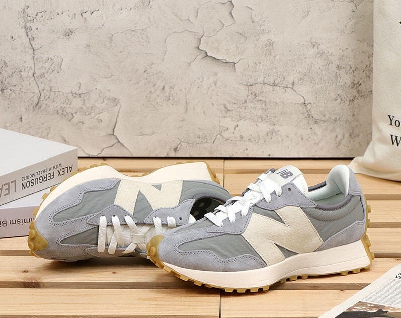 New Balance 327 ‘Overcast Rain Cloud’ Review: Understated Cool in Every Step New Balance 327 ‘Overcast Rain Cloud’ Review: Understated Cool in Every Step