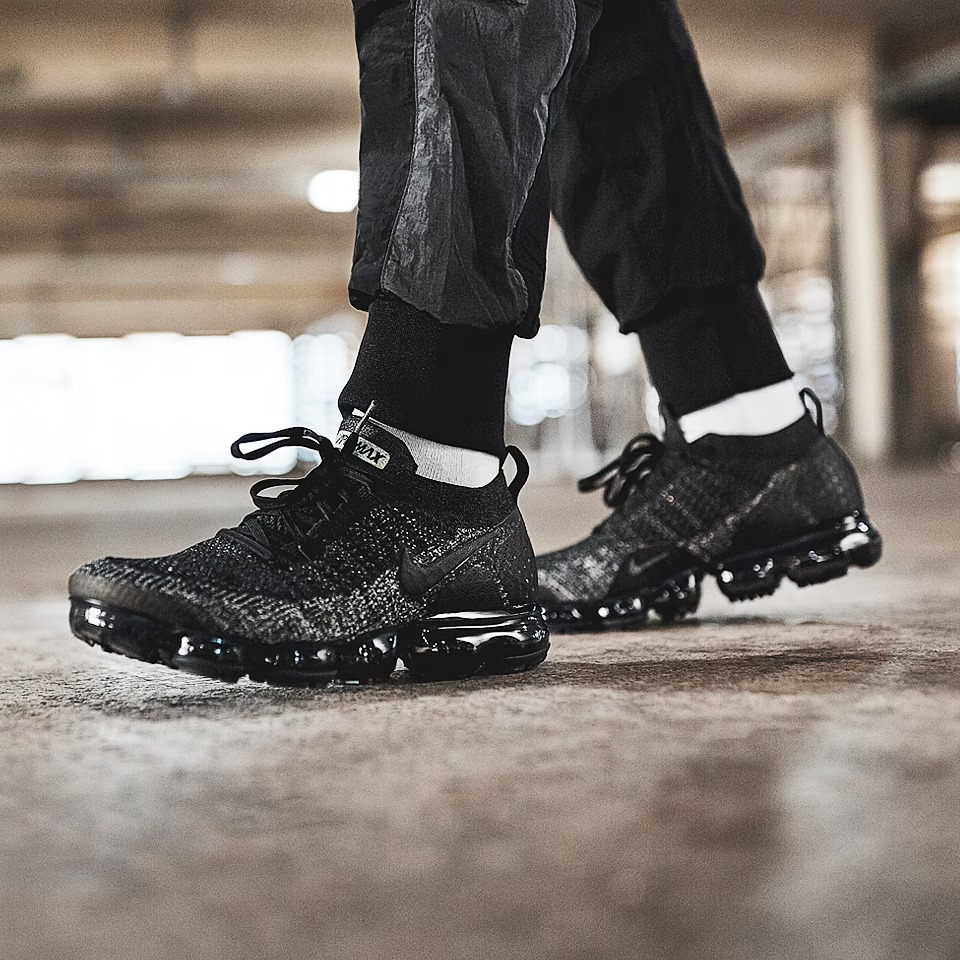 Nike Air VaporMax Flyknit 2 ‘Grey Black’ Review: Lightweight Comfort Meets Urban Edge