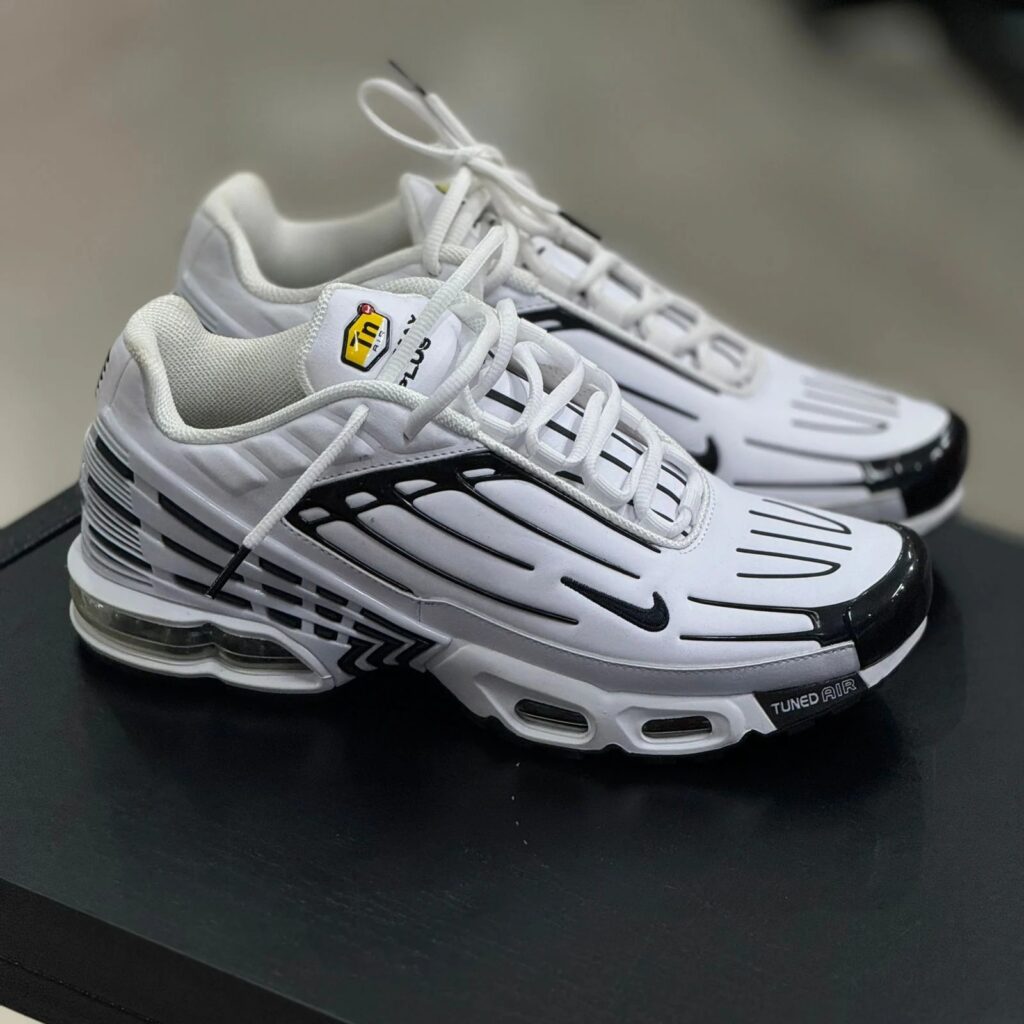 Nike Air Max Plus 3 Leather ‘White Black’ Review: Aggression Meets Elegance