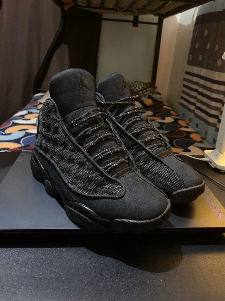 (GS) Air Jordan 13 Retro ‘Black Cat’ Review: Stealthy Style in a Legendary Silhouette