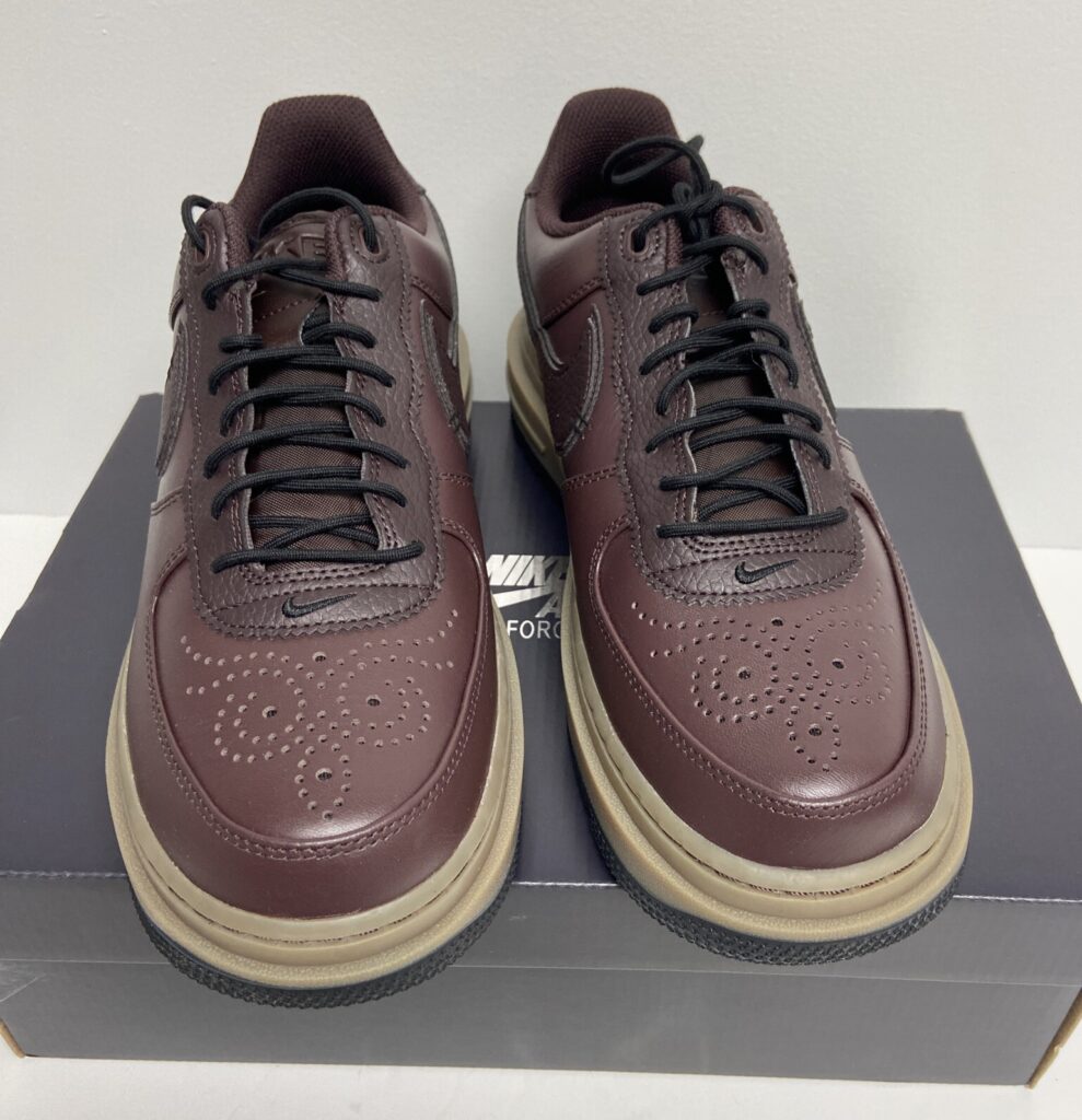 Nike Air Force 1 Luxe ‘Brown Basalt’ Review: Rugged Elegance Meets Streetwear Royalty Nike Air Force 1 Luxe ‘Brown Basalt’ Review: Rugged Elegance Meets Streetwear Royalty