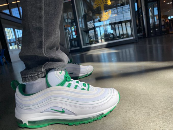 Nike Air Max 97 ‘Pine Green’ Review: Sleek Retro Vibes with a Refreshing Twist Nike Air Max 97 ‘Pine Green’ Review: Sleek Retro Vibes with a Refreshing Twist