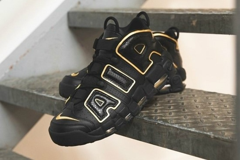 Nike Air More Uptempo ‘France’ Review: National Pride in Sneaker Form Nike Air More Uptempo ‘France’ Review: National Pride in Sneaker Form