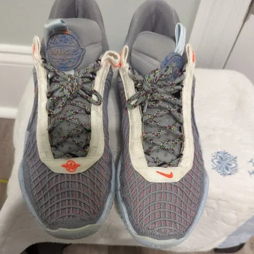 Nike Cosmic Unity EP ‘Space Hippie’ Review: Sustainable Style Meets Court-Ready Performance Nike Cosmic Unity EP ‘Space Hippie’ Review: Sustainable Style Meets Court-Ready Performance