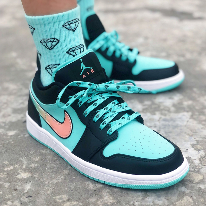 (GS) Air Jordan 1 Low SE ‘Tropical Twist’ Review: Fresh Color Meets Classic Jordan Style