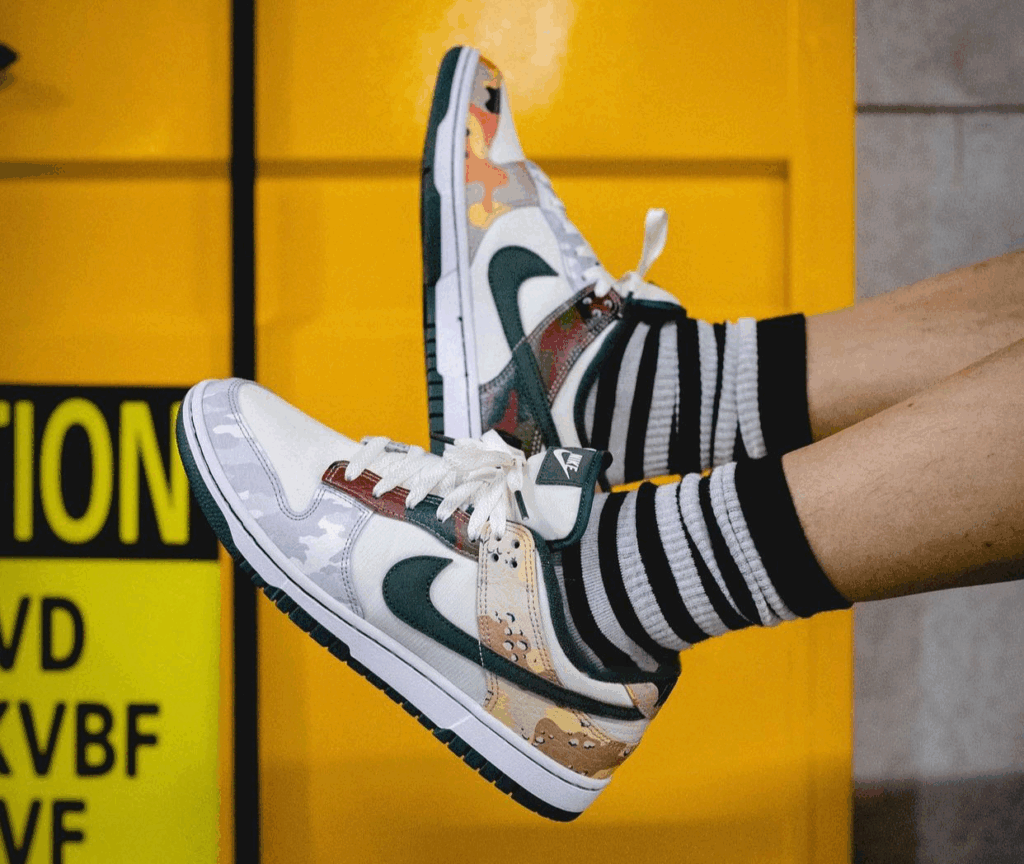 Nike Dunk Low SE ‘Sail Multi-Camo’ Review: Streetwear’s Most Unexpected Twist on Camouflage Nike Dunk Low SE ‘Sail Multi-Camo’ Review: Streetwear’s Most Unexpected Twist on Camouflage