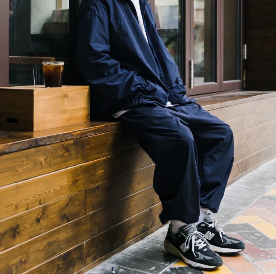 New Balance 993 ‘Navy White’ Review: Timeless Craftsmanship with Everyday Comfort New Balance 993 ‘Navy White’ Review: Timeless Craftsmanship with Everyday Comfort