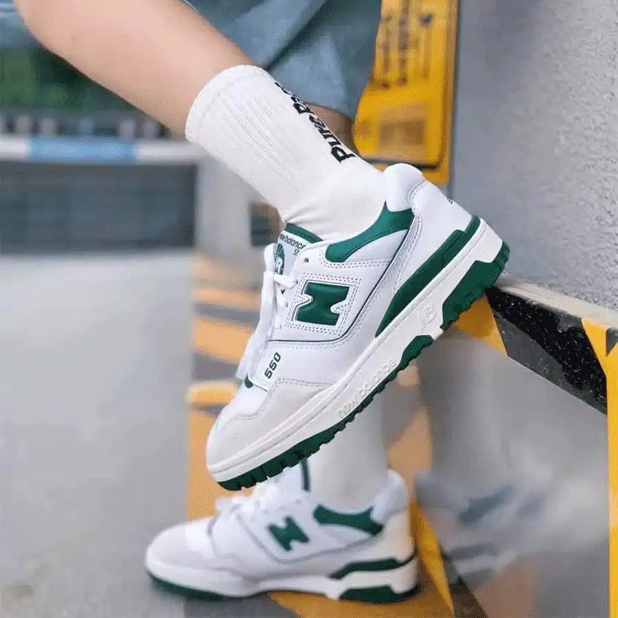 New Balance 550 ‘White Green’ Review: Vintage Vibes, Modern Swagger New Balance 550 ‘White Green’ Review: Vintage Vibes, Modern Swagger